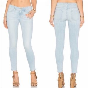 FRAME Le Skinny de Jeanne Light Wash Ankle Jeans